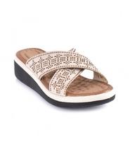 Oferta de Priceshoes Sandalias Confort Para Mujeres 692P5249BEIGE por $71920 en Price Shoes