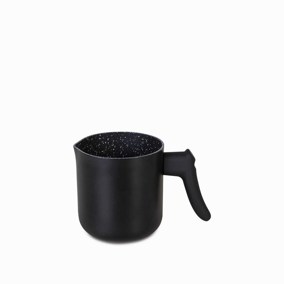 Oferta de Hervidor negro 12 cm por $69950 en Ambiente Gourmet