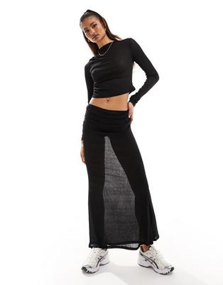 Oferta de ASOS DESIGN co-ord textured mesh ruched maxi skirt in black por $10,49 en ASOS