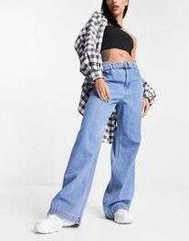 Oferta de Vero Moda kathy wide leg jeans in medium blue por $41 en ASOS