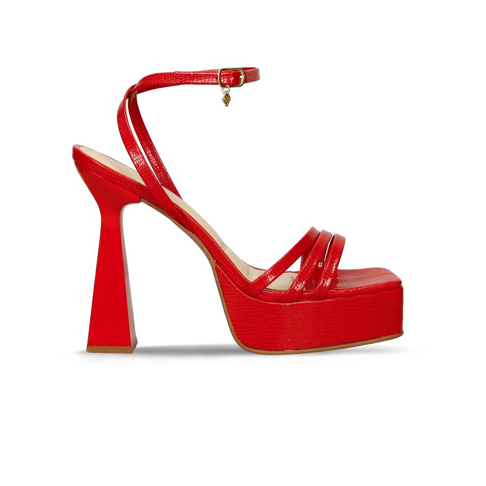 Oferta de Sandalias Rojo Bata Red Label Haley Mujer por $159900 en Bata