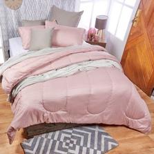 Oferta de Plumón más fundón para almohada en tela embozada rosa plata por $99900 en Brissa