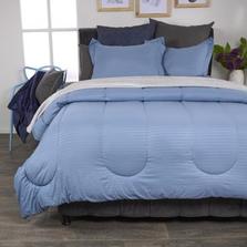 Oferta de Plumón más fundón para almohada en tela embozada azul denim por $99900 en Brissa