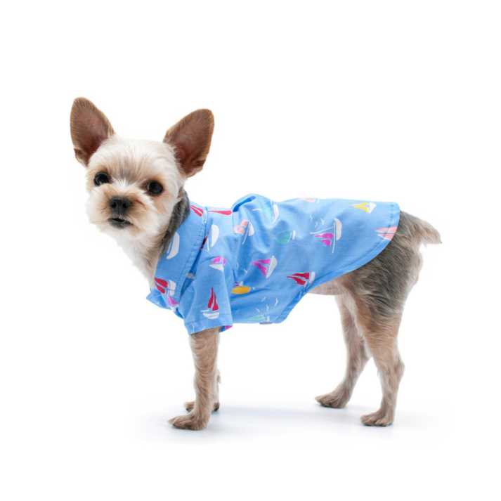 Oferta de Dogo Pet  Summer Beach Dog Shirt por $27 en Kanu