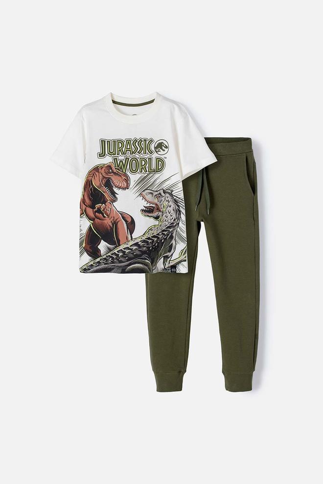 Oferta de Conjunto de Jurassic World de pantalón largo verde para niño por $125991 en MIC